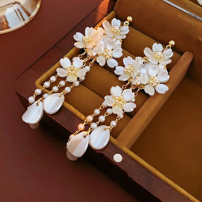 2pcs Silvery Needle Flower Pearl Tassel Long Earrings, Light Luxury, Niche High-End Design, Elegant Temperament, Retro Fashion Earrings