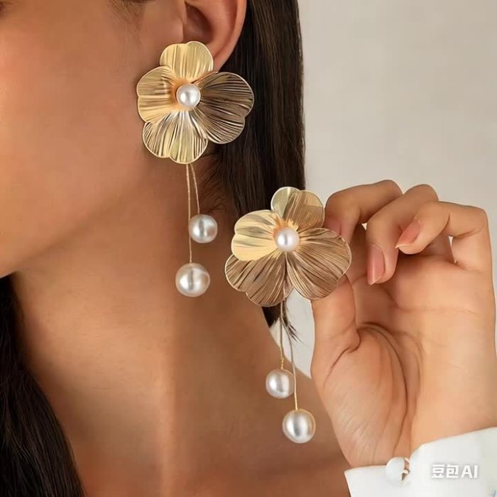 A Pair Of Sweet And Elegant Earrings With Imitation Pearl Flowers And Tassels For Women's Holidays, Birthdays, Dates, Dance Parties, Vacations, Shopping, Daily Commuting Accessories