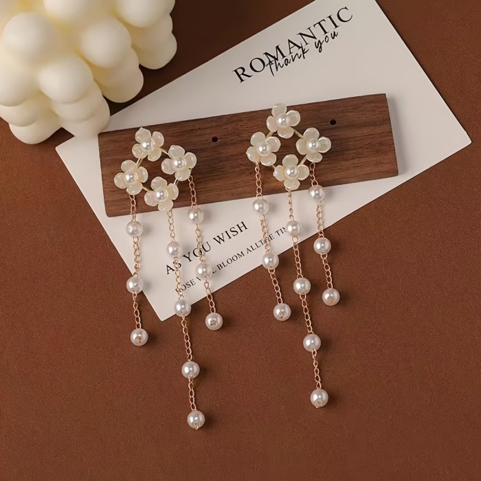 Elegant Floral Tassel Drop Earrings with Imitation Pearls - Long Alloy Dangle Ear Studs for Women, Sophisticated Design for Daily Wear and Special Occasions, Vacation Elegant Wear|Detailed Craftsmanship|Alloy Construction, Pearl Earrings