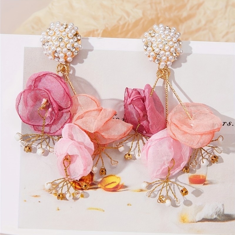1 Pair Vintage Bohemian Faux & Pink Fabric Petal Dangle Earrings with Golden-Tone Accents, Lightweight Alloy Jewelry for Women, Casual Attire, Weddings, Birthdays, Engagements, Carnival - Elegant Gift Idea, Novelty Earrings