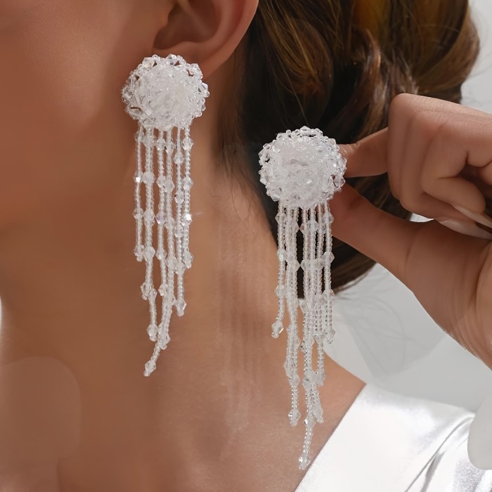 2pcs Elegant Long Tassel Beaded Earrings for Women – Handcrafted White Floral Design with Delicate Beads, Stainless Steel Posts, Perfect for Casual Attire or Vacation Accessories, Novelty Earrings