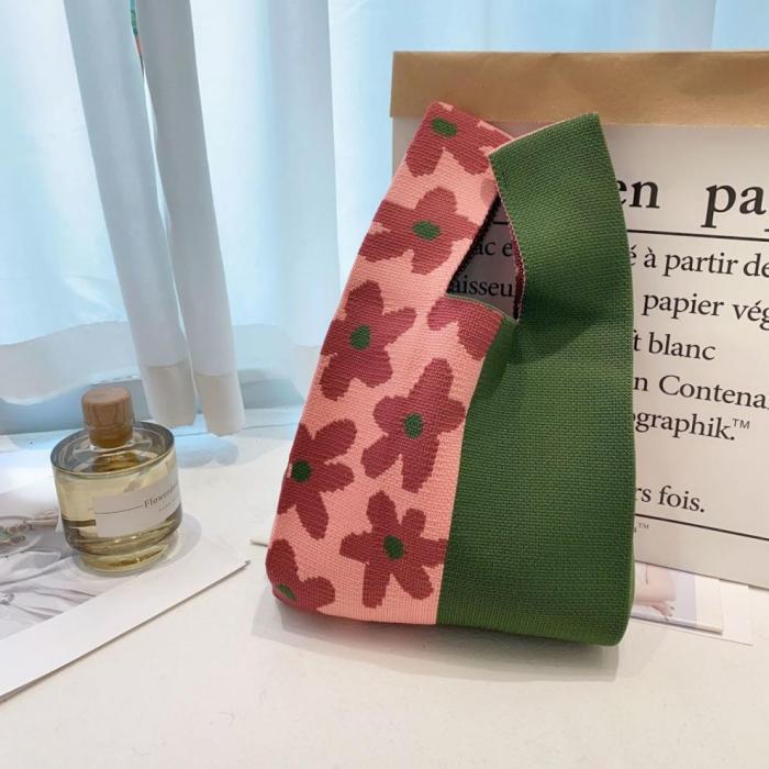 Geometric Contrast Color Woven Handbag