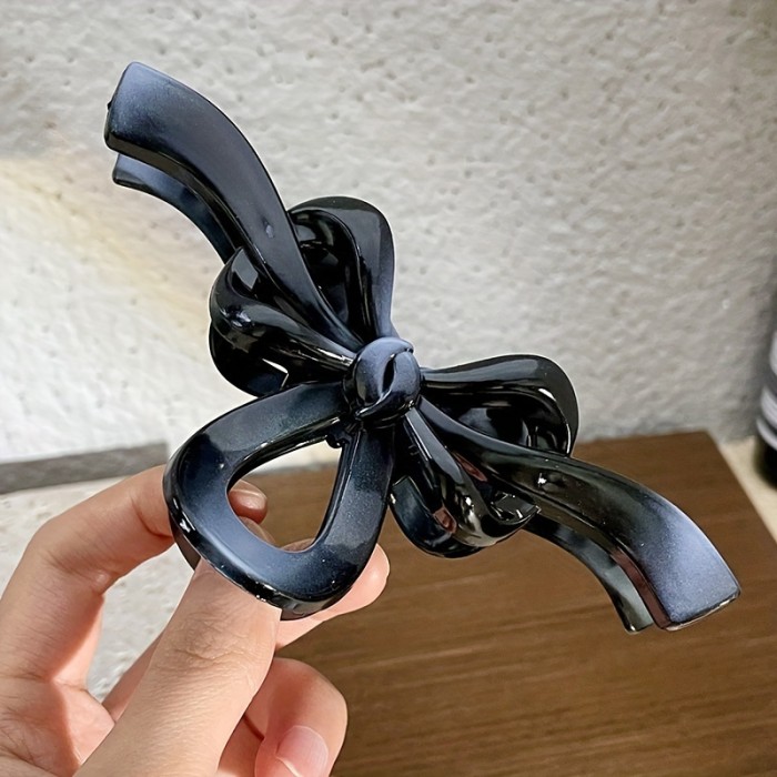 Elegant Hair Clips 2pcs Elegant Retro Bowknot Hair Claw Clips | Large Secure Shark Grip, Black & Beige Color-Blocking Design for Casual & Formal Hairstyles, Hair Styling Accessories, Durable Clip