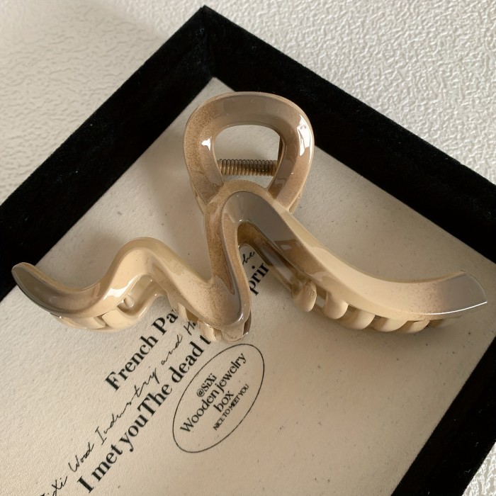 2pcs Elegant Gradient Color Hair Claw Clips - Large, High-Quality Plastic, Chic Design with Pink to White Transition - Perfect for Stylish Updos, Cute Hair Clips