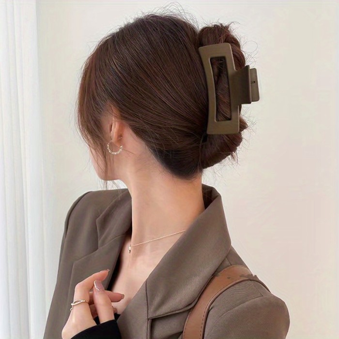 1pc Black Hair Clip For Women, High Ponytail Holdier, Back Head Clip, Small Shark Claw Hairpin Headwear Clip Mette Texture