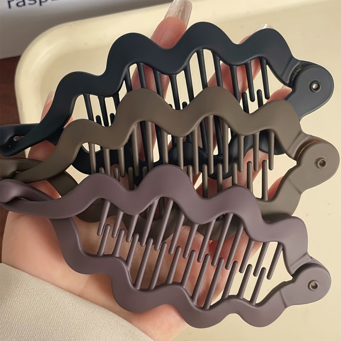 3-Pack Large Matte Banana Claw Clips, Minimalist Hair Accessories for Thick Hair, Versatile Plastic Wave Shape Hair Clamps for Women and Teens, Simple Style