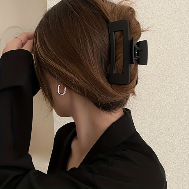 1pc Black Hair Clip For Women, High Ponytail Holdier, Back Head Clip, Small Shark Claw Hairpin Headwear Clip Mette Texture