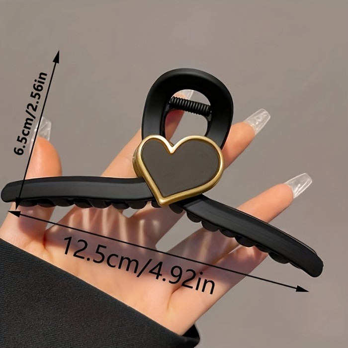 1pc Non-Slip Solid Color Hair Claw Clip with Heart Decoration, Strong Hold Grip for Thick Hair