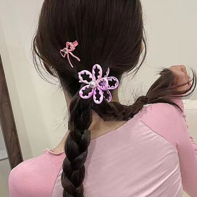 1pc Handmade Liquid Metal Flower Hair Clip for Women & s - Elegant Large Floral Hairpin with Intricate Design, Durable Metal Hair Accessories for Weddings, Parties, Everyday Use - Perfect Gift, Accessories for Hair