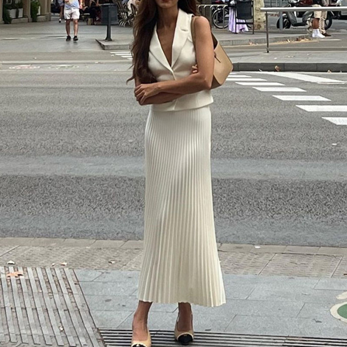 Women's Elegant Fashion Sleeveless Cropped Top and Skirt Two Piece Sets