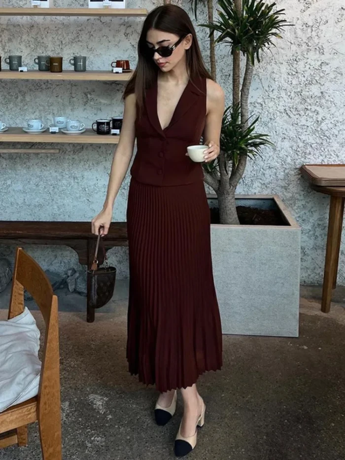 Women's Elegant Fashion Sleeveless Cropped Top and Skirt Two Piece Sets
