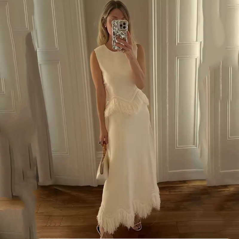 Women's Tassel Hem 2 Piece Set – Sleeveless Vest & Solid Long Skirt Outfit