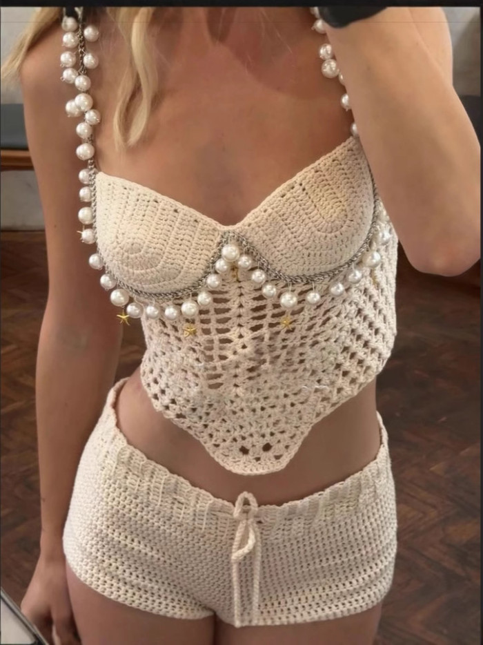Women's Fashion Knitted Casual Pearl Halter + Solid Color Lace-up Shorts Two-piece Set