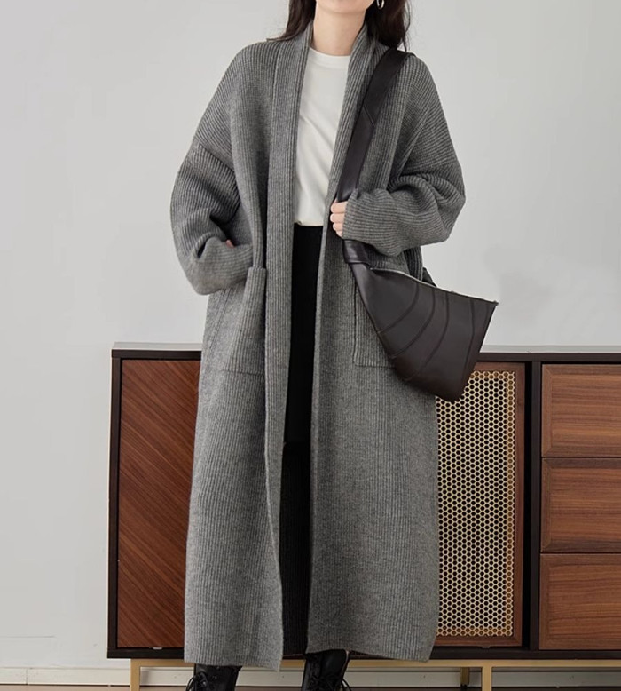 Women's Brown V-neck Long Knitted Cardigan Loose Thick Sweater Autumn and Winter