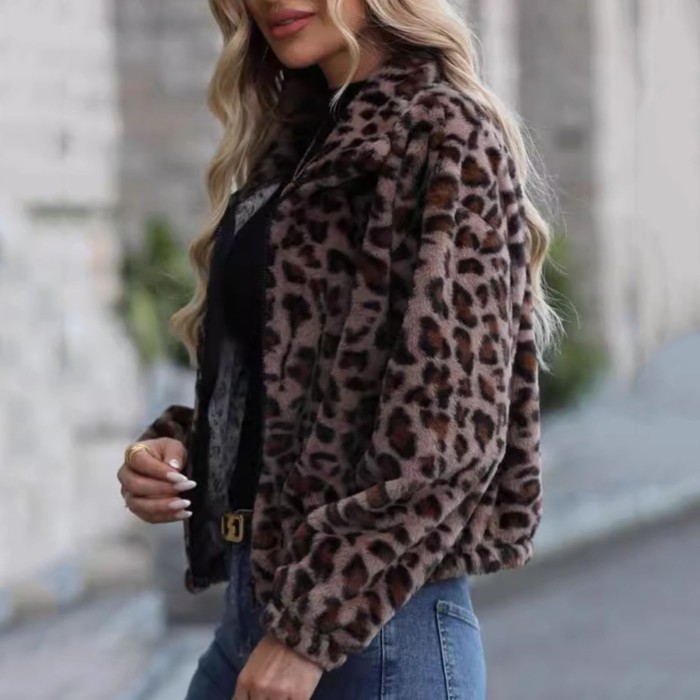Women's Streetwear Leopard Print Bomber Jacket – Fuzzy Fleece Cropped Coat with Lapel & Long Sleeves