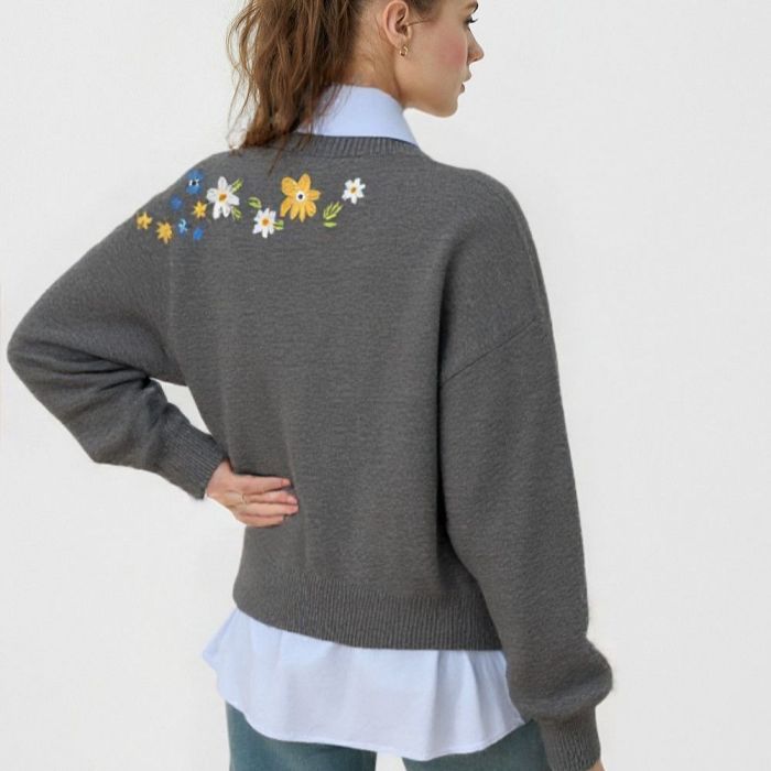Women's Solid Color Sweater Autumn Cardigan Flower Embroidered Warm Knit Top