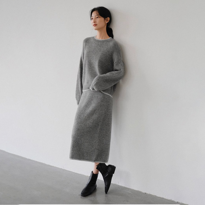 2025 Autumn and Winter New Solid Color Lazy Wind Round Neck Contrasting Edge Knitted Skirt Suit Two Piece Sets Womens Outifits