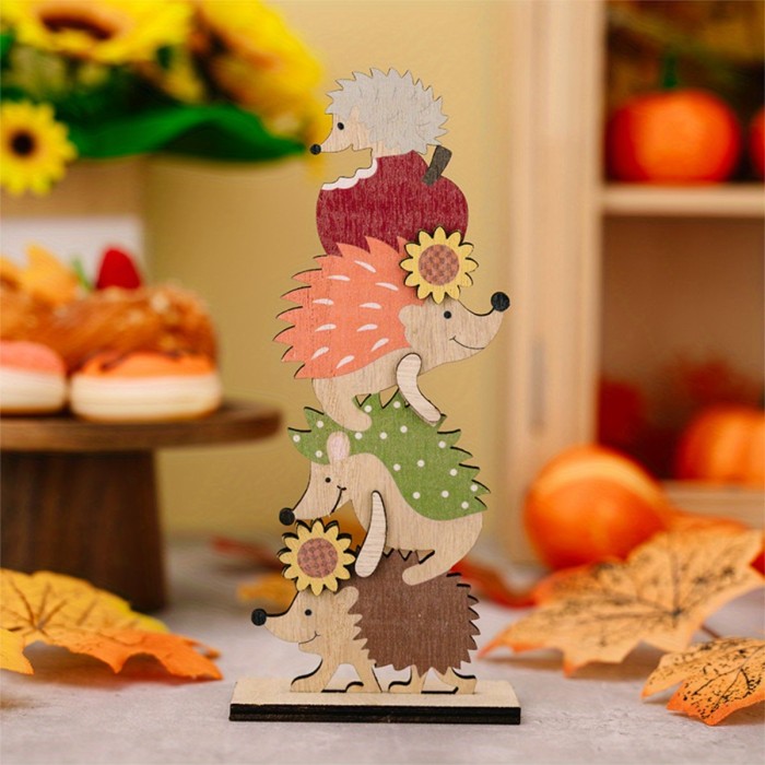 Charming Wooden Gnome & Hedgehog Thanksgiving Table Sign – Autumn Harvest Decor with Pumpkins, Apples & Sunflowers, Perfect Fall & Thanksgiving Home Decoration