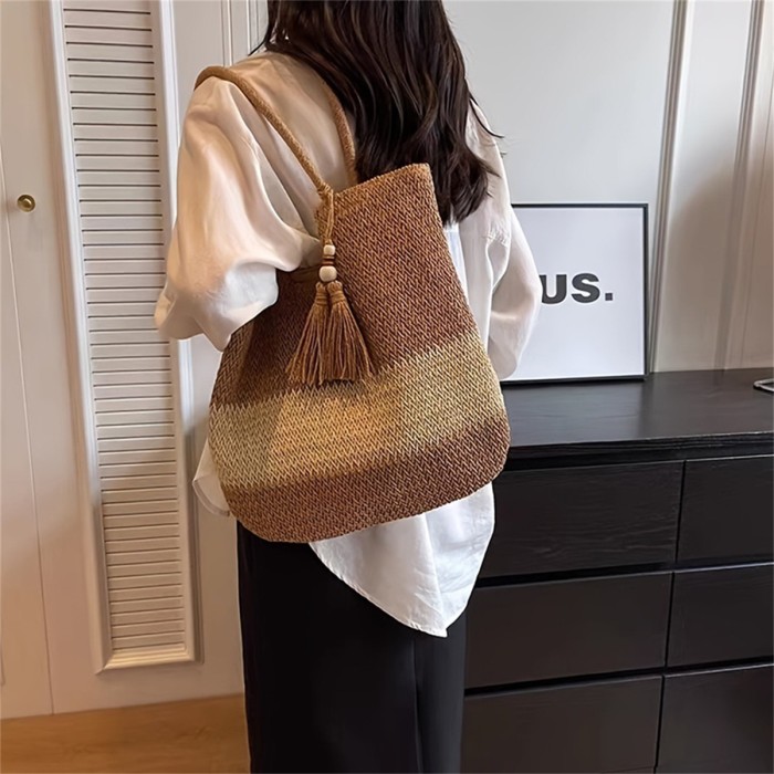 Women's Large Straw Beach Tote Bag - Woven Natural Beige & Brown Tote with Zipper Closure, Decorative Tassel Tassel Accent - Lightweight Durable Straw Fabric for Summer Vacation, Pool, Shopping & Picnic - Stylish & Spacious Handbag
