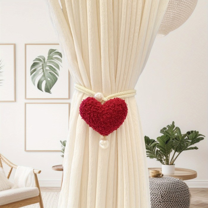 Cute Plush Love Pearl Pendant Curtain with Rope - Soft Felt Heart Design for Bedroom, Christmas, Halloween, and Party Decorations, Indoor\u002FOutdoor Use, Perfect for Home and School Events, Curtains for Living Room