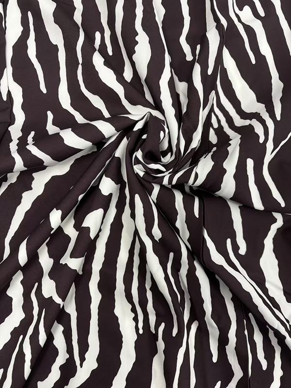 Split-Toe Zebra Printed Long Sleeves Round-neck Maxi Dresses