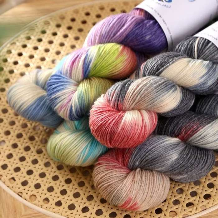 Hand Dyed Thick Hand Woven Yarn Versatile and Practical New DIY Skin Friendly Comfortable Yarn Ball Knitting Scarf Jacket