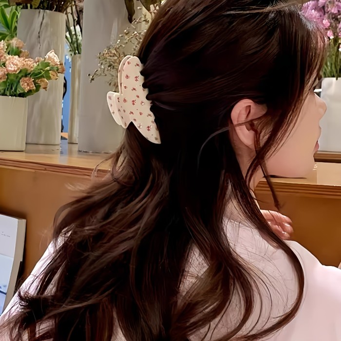 Sweet Cherry & Blueberry Floral Acetic Acid Hair Clip with Rhinestone Accents, Elegant Oblong Shape, Single Piece, Perfect for Valentine'S Day, Women'S Sweetheart Claw Clip