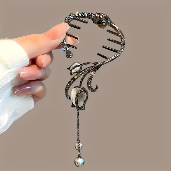 Luxury Tassel Hair Clip 2 Pieces Vintage Luxury Tassel Hair Clip with Artificial Pearl Design | Women's Hair Accessories for Daily, Commuting, Banquets, Festive Parties - Buy One Get One Free, Ideal Gift Choice