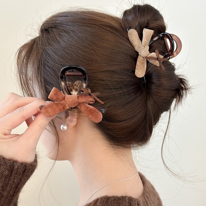High-End Korean Texture Hair Clip with Double-Sided Floral Bow Suitable Women'S Autumn And Winter Hair Accessories Shark Clip Headpiece Hair Accessory