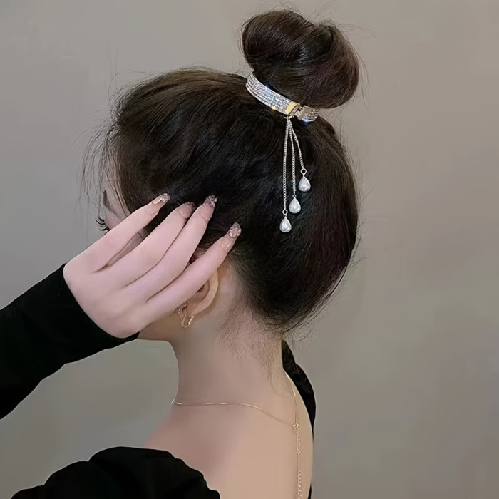 Vintage Glamour Ponytail Holder - Rhinestone Encrusted Metal Hair Clip with Faux Pearl Accents, Luxurious Tassel Detail, Hair Accessories for Women, Stylish Hairpin for Updo's and Everyday Wear