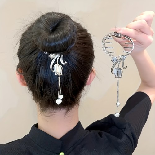 Luxury Tassel Hair Clip 2 Pieces Vintage Luxury Tassel Hair Clip with Artificial Pearl Design | Women's Hair Accessories for Daily, Commuting, Banquets, Festive Parties - Buy One Get One Free, Ideal Gift Choice