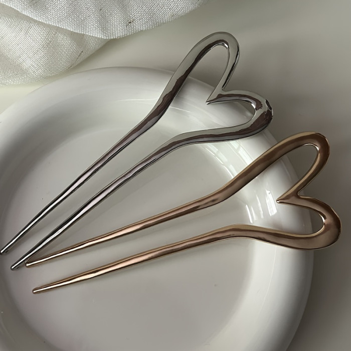 Romantic Heart-Shaped Vintage Hair Pin - Delicate Chic U-Shape Design - Durable Hair Styling Tool For Women - Perfect Everyday Accessory And Special Gift Idea