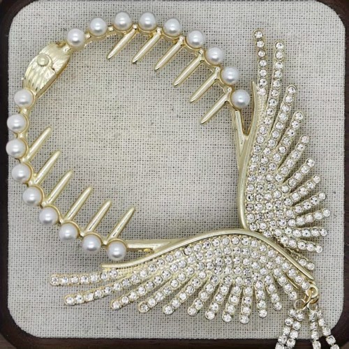 1pc Innovative Sparkling Butterfly Wings Tassel Hair Clip - Elegant Rhinestone And Decorative Ponytail, Chic Headwear for Women And s, Cute\u002Fsweet Style, Special Occasion Accessory, Perfect Gift for Wife, Daughter, Mother, Friend!