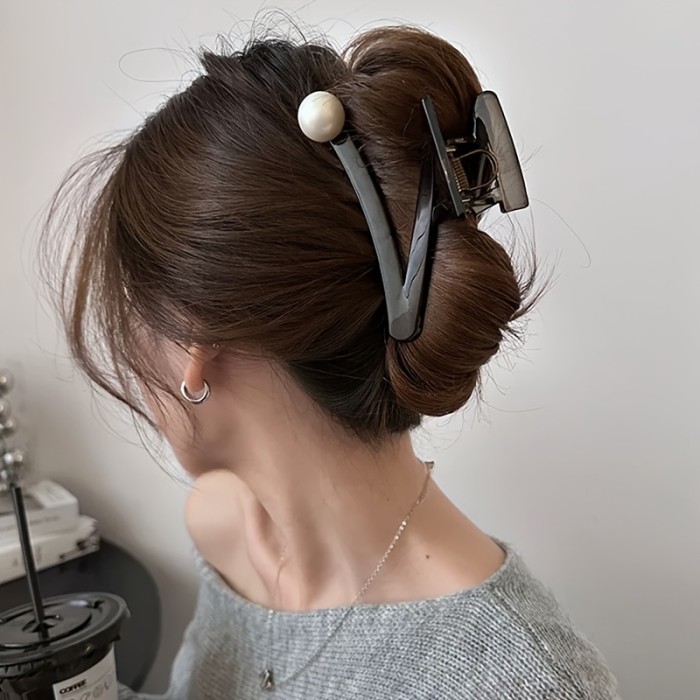 Elegant Z-Shaped Imitation Pearl Hair Clip for Women - Large, Black with White Pearl Accent, Perfect for Stylish Updos and Half-Up Hairstyles, Single Piece, Hair Accessories