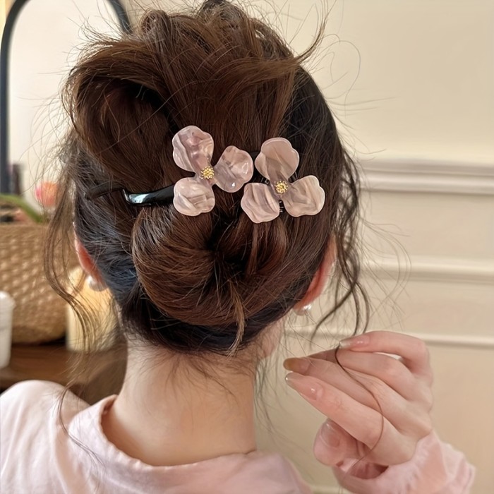 🌸4pcs Elegant Flower Twist Hair Clips ✨ Durable No-Damage Hairpins for Women’s Updos & Daily Styles
