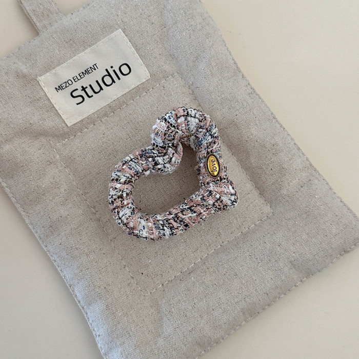 💕Elegant Heart Hair Clip 💫 Korean-Style Half-Updo Accessory for Women