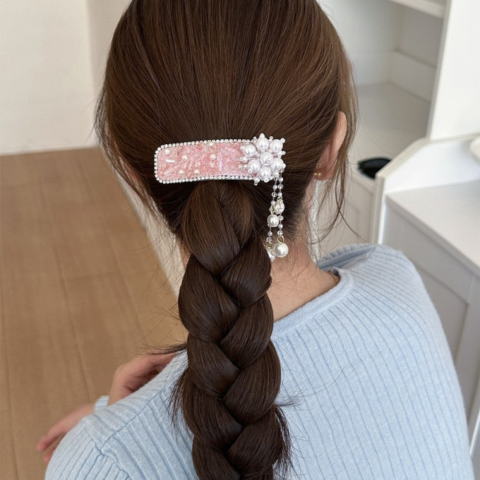 Heavy-Duty Full-Drilled Hair Clip with Side Chain - Elegant Floral-like Imitation Imitation Pearl, Wedding, Party, Everyday Hair - Vintage Chinese Hairpin in Pinkish-Purple Dark Gray-Black color schemes