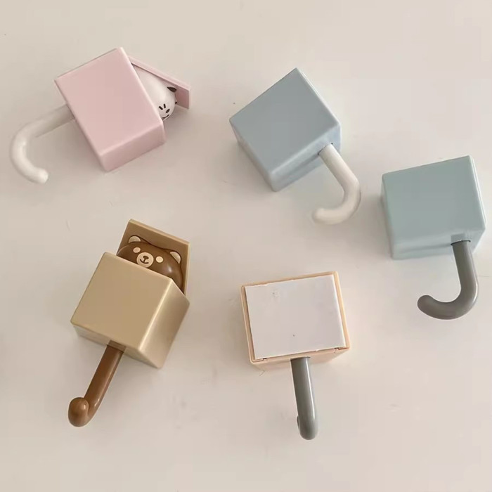 New Cartoon Cute Cat Hooks, Strong and Traceless Creative High-Quality Retractable Wall Hooks for Bedroom & Living Room – Suitable for All Seasons, Home Organization, Wall Decor, Stylish Wall Hooks, Contemporary Design, Durable Construction, Highquality Hooks, Wallmounted Hooks, Multipurpose Hooks, Home Organizers, Pet Lovers, Utility Hooks