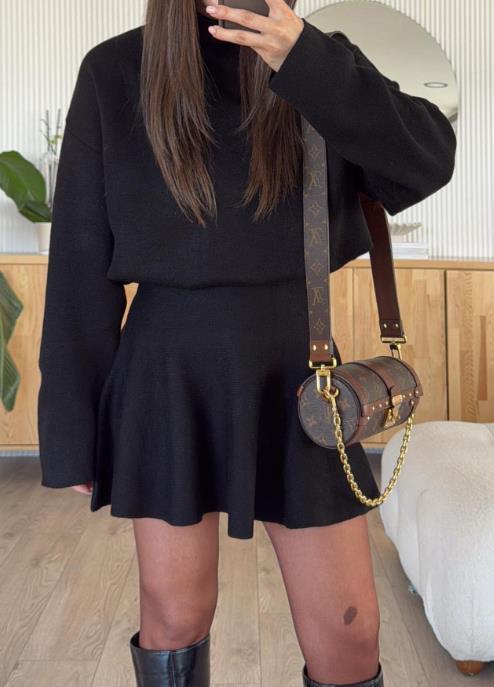 Autumn New Round Neck Loose Waist A-Line Sweater Dress for Women, Fashionable Slim Fit Casual Solid Color Knitted Dress