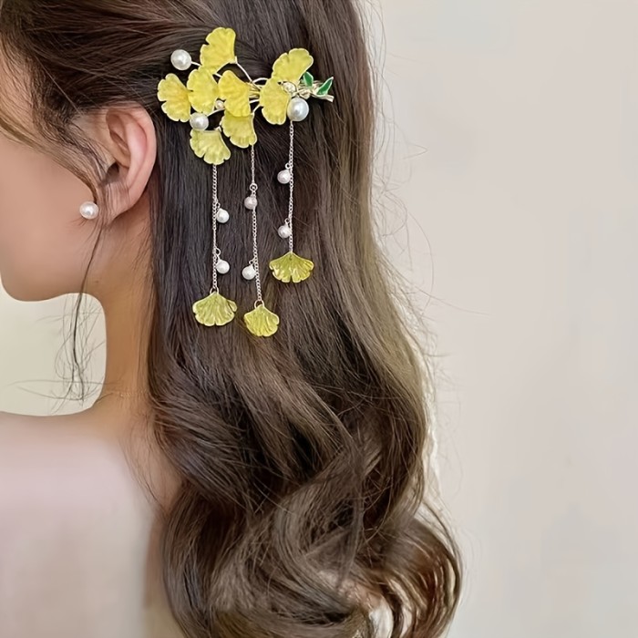 1pc Chinese Vintage Gypsy Hairpin - Yellow Flower Garland Hair Clip with Green Beads & -like Chains, Antique Hair Streaker for Hanfu, Wedding, Prom - Women's Traditional Hair Accessory (Single)