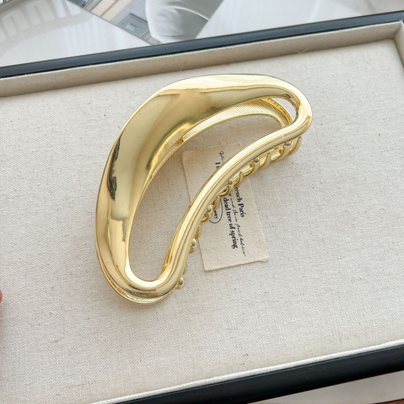 Elegant Shark Clip Hair Accessory - Large Metal Hair Claw with Intricate Design, Secure Hold for Updos & Formal Hairstyles, Durable Hair Clip for Women, Formal Hairpiece, Sophisticated Style, Metallic Finish