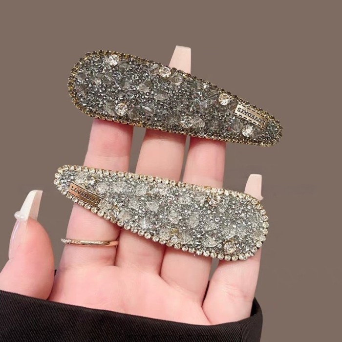 2pcs Elegant & Punk Rhinestone Hair Clips - Sparkling -Adorned Hair Claw Clips with Teeth for Braids, Ponytails, Buns - Heavy Duty Hairpins for, Wedding Party Prom (No Hair Clips)