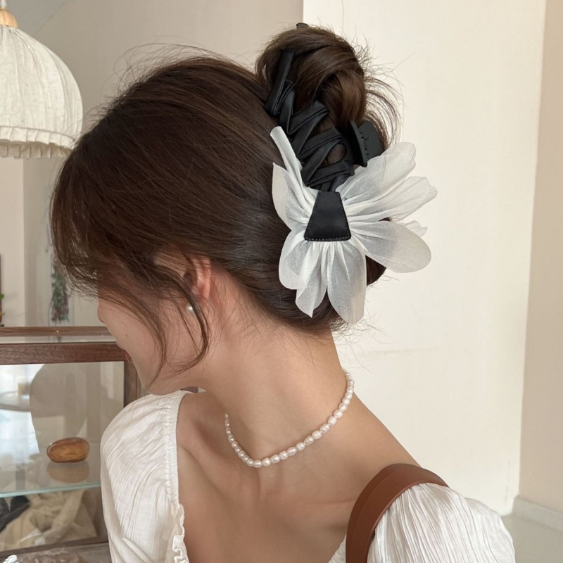 🎀 Elegant Black Bow Hair Clip with White Ribbon – Classic Formal Hair Accessory