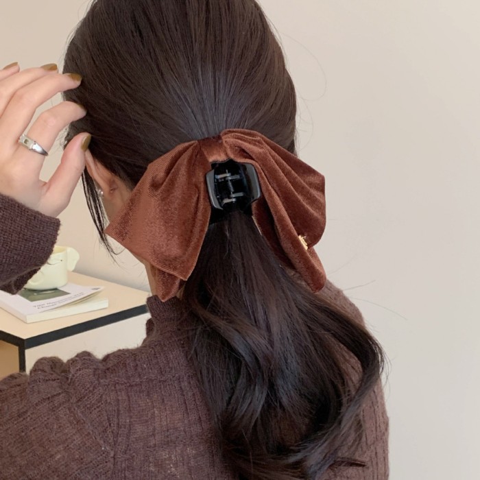 🎀 Luxury Velvet Bow Shark Clip – Elegant Deep Purple Hairpin for Buns, Ponytails & Formal Styling 🎀