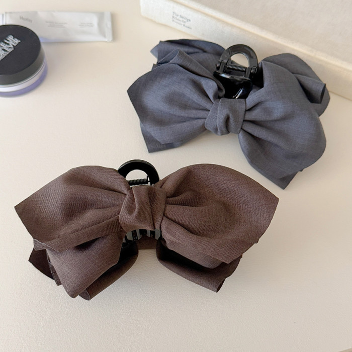 🎀 Elegant Bow Shark Clip – Chic Hair Accessory for Effortless Updos