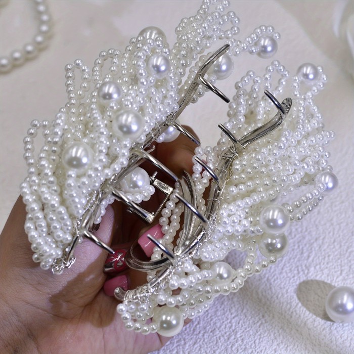 Elegant Resin Hair Claw Clip with Imitation Pearls and Beaded Accents, Oval-Shaped Large Women's Hair Accessory for Thick and Thin Hair, Sweet Retro Style, Single Piece, Suitable for Ages 14+, Ideal for Halloween and Daily Hairstyles