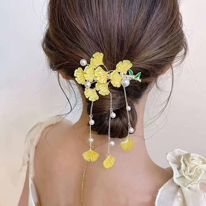 1pc Chinese Vintage Gypsy Hairpin - Yellow Flower Garland Hair Clip with Green Beads & -like Chains, Antique Hair Streaker for Hanfu, Wedding, Prom - Women's Traditional Hair Accessory (Single)