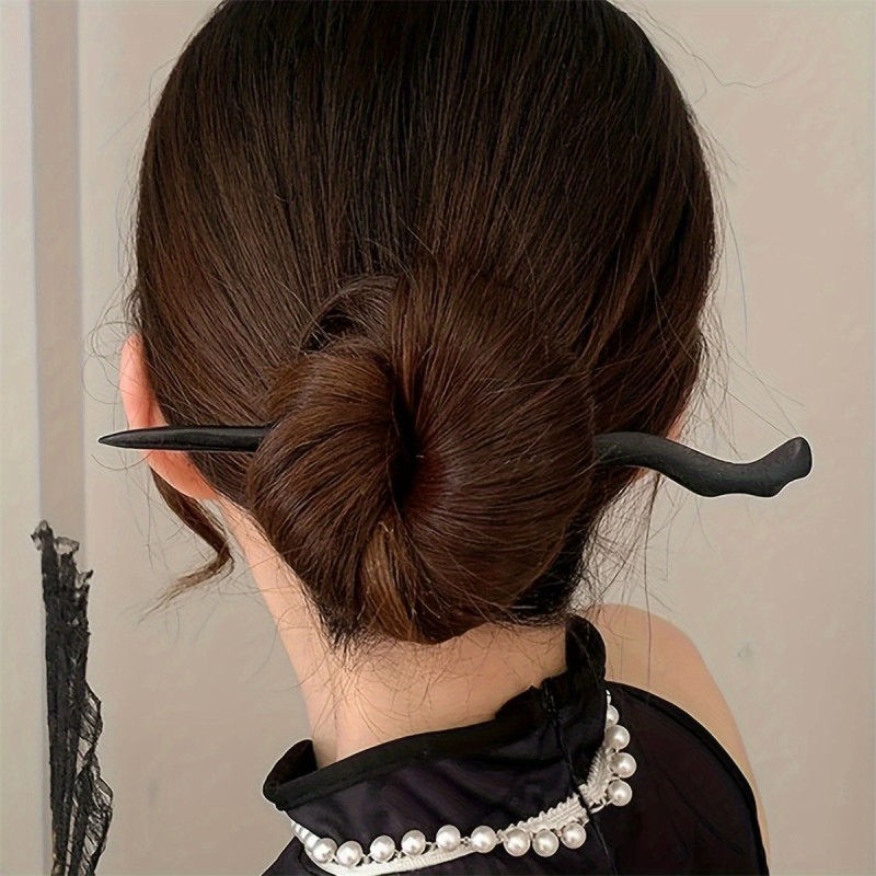 Single Elegant Ebony-like Hair Clip - Bun Hairstyle Clip, Secure Hold for Updos, Parties, Weddings, Everyday - Minimalist Hairpin for Women, Cute Hair Clips, Wedding Accessories, Integrated Resin Design