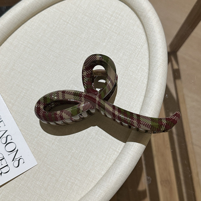 ✨ Large Plaid Shark Clip 🍂 | Elegant Red & Green Hair Accessory for Updos & Buns