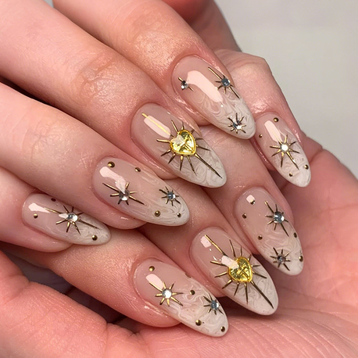 Almond Shape Gradient French Press-On Nails 💕 | Glossy Luxury Faux Nails with Rhinestones